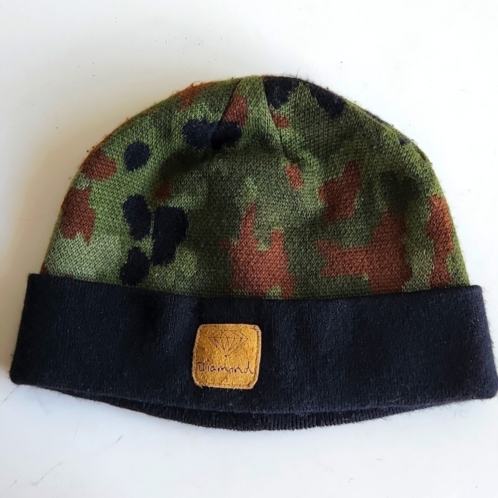 𝅺DIAMOND HAT